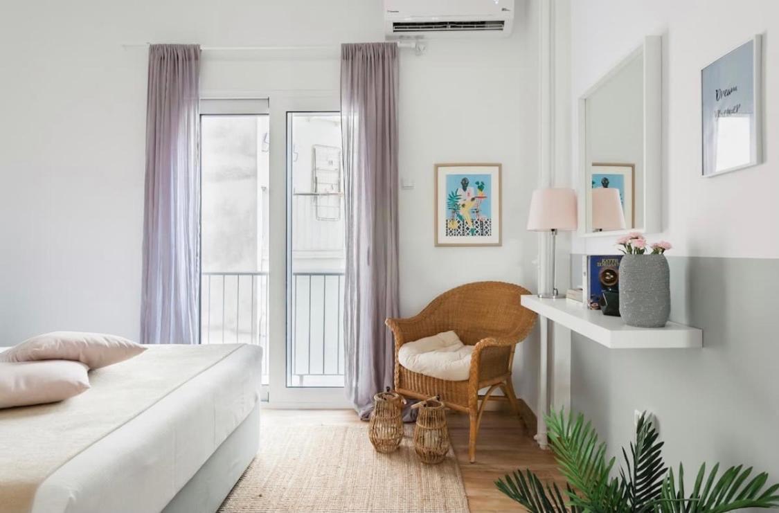Your "Home Away From Home" - Phillopapou Hill Athena Bagian luar foto